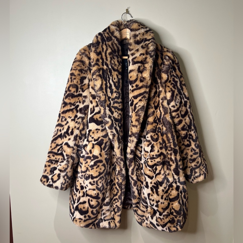 BCBGMAXAZRIA Leopard Print Faux Fur Coat